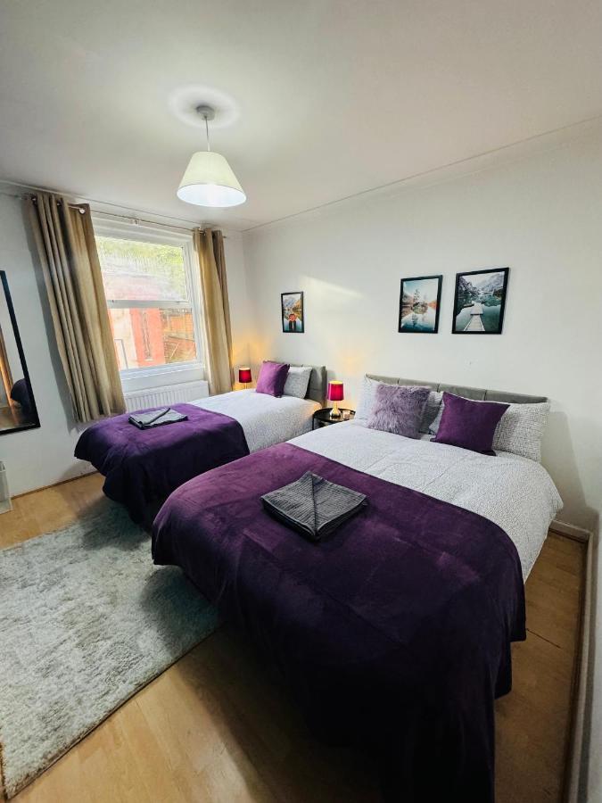 2 Bedrooms House Near Central London Exterior foto